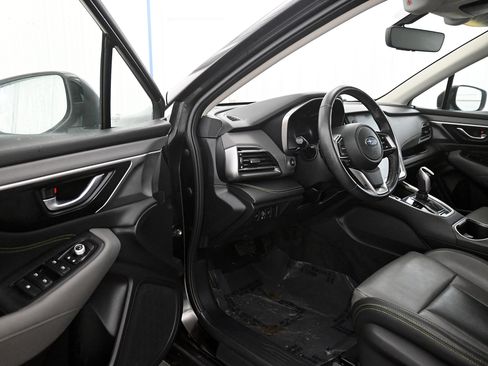 Used 2021 Subaru Outback Onyx Edition XT w/ Popular Package #2 image 3