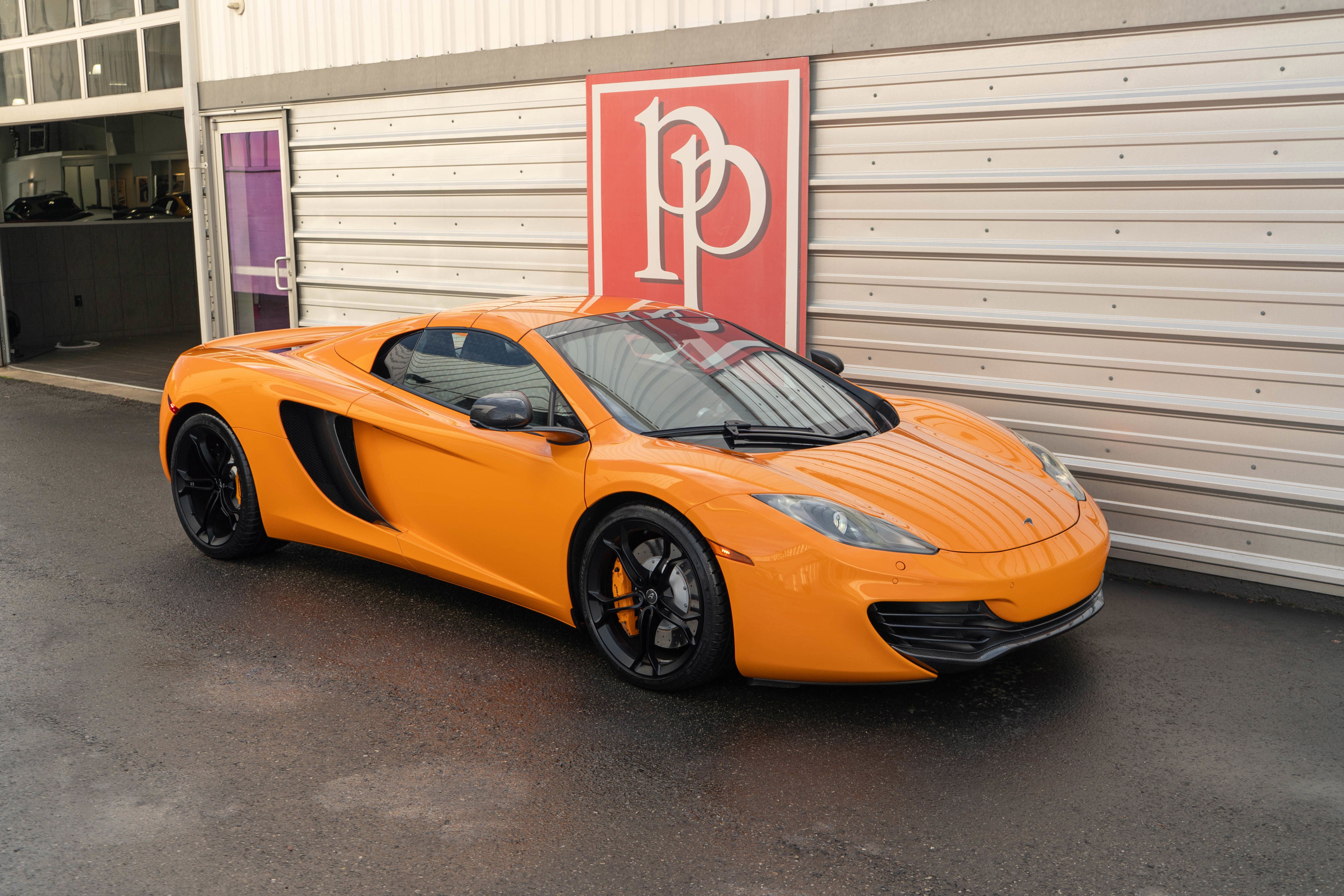 Used 2013 McLaren MP4-12C Spider RWD image 45