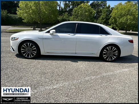 Used 2018 Lincoln Continental Reserve w/ Rear-seat Package AWD/4WD image 4