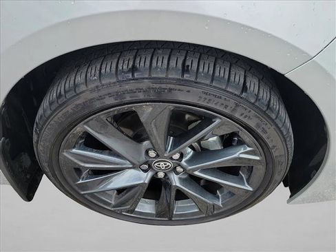 Used 2025 Toyota Corolla SE image 10