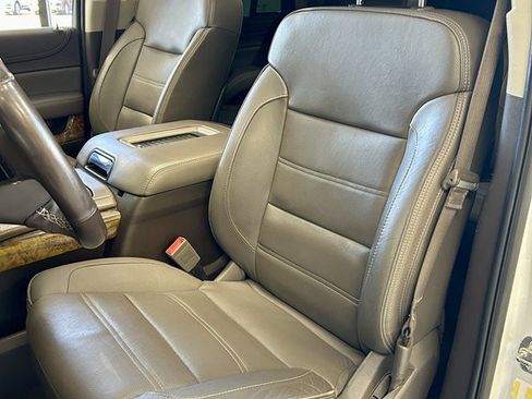 Used 2016 GMC Yukon Denali w/ Open Road Package AWD/4WD image 14