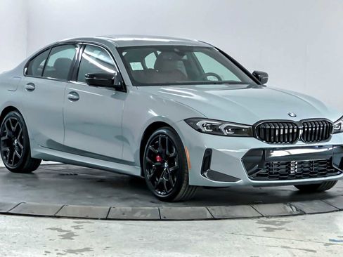 New 2026 BMW 330i xDrive Sedan w/ M Sport Package image 9