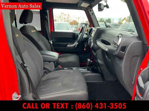 Used 2015 Jeep Wrangler Unlimited Sahara w/ Dual Top Group image 12