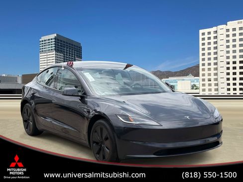 Used 2025 Tesla Model 3 RWD image 1