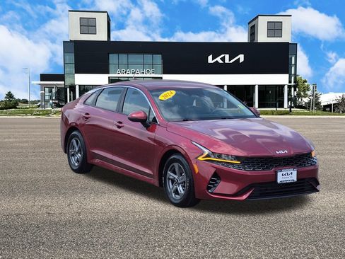 Used 2024 Kia K5 LXS FWD image 2