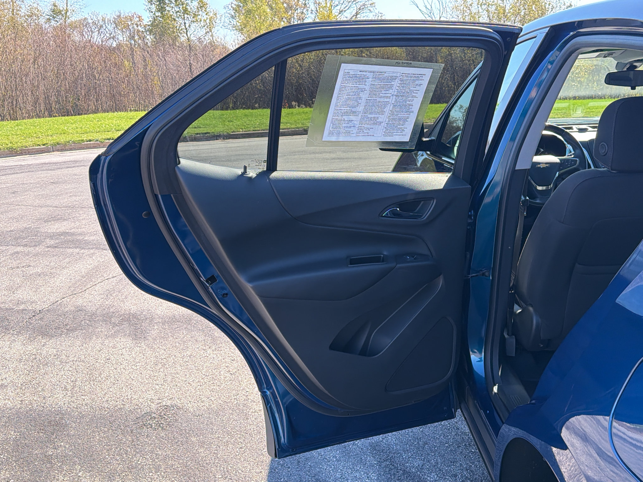 Used 2019 Chevrolet Equinox LT FWD image 31