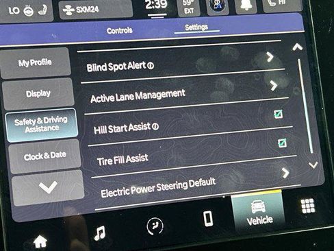 New 2025 Jeep Grand Cherokee L Laredo image 33