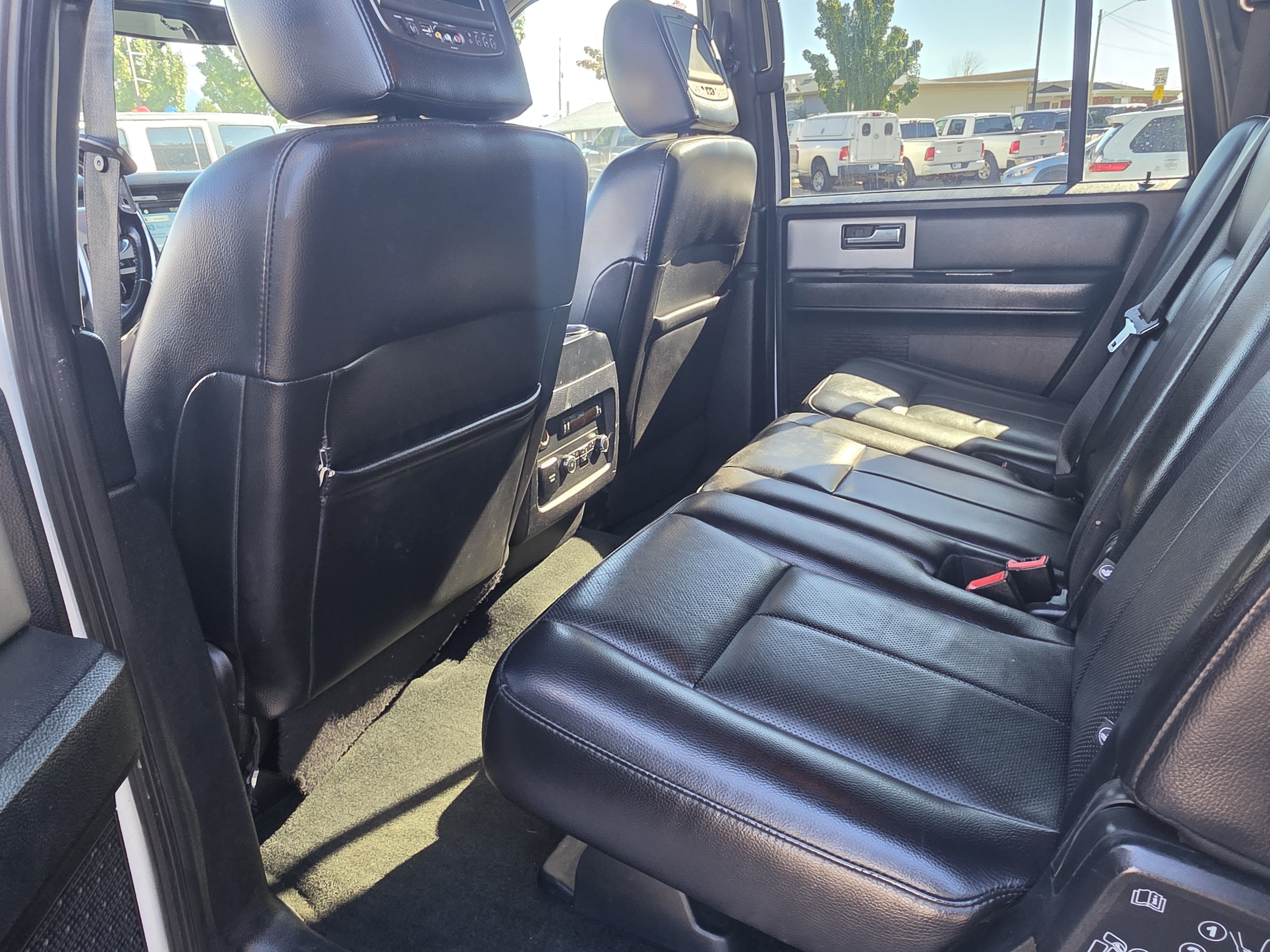 Used 2016 Ford Expedition EL Limited AWD/4WD image 18