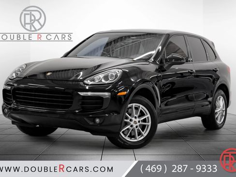 Used 2016 Porsche Cayenne AWD/4WD image 1