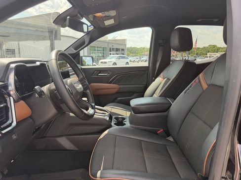 Used 2023 GMC Canyon AT4 AWD/4WD image 15