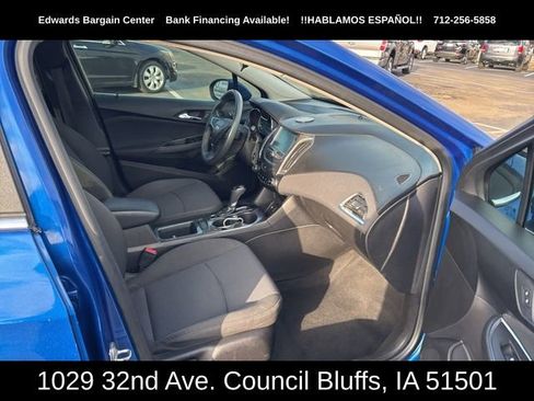 Used 2018 Chevrolet Cruze LT w/ Convenience Package image 10