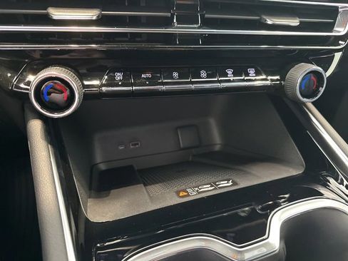 New 2026 Chevrolet Traverse LT w/ Driver Confidence Package image 22