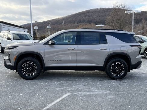 New 2026 Chevrolet Traverse Z71 w/ Enhanced Driving Package image 12