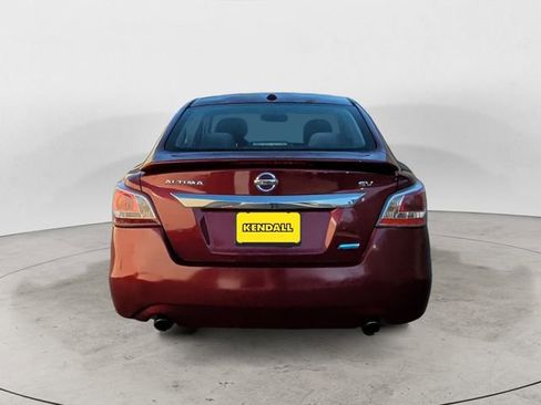 Used 2013 Nissan Altima 2.5 SV w/ 2.5SV Convenience Pkg image 4
