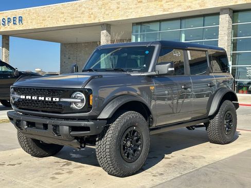 New 2025 Ford Bronco Badlands image 31