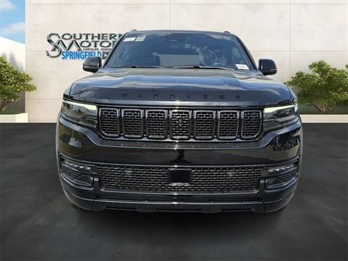 New 2025 Jeep Wagoneer Series II w/ Convenience Group I AWD/4WD image 8