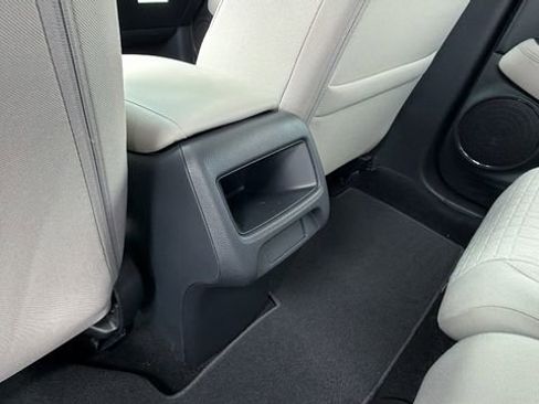 New 2026 Honda HR-V LX image 17