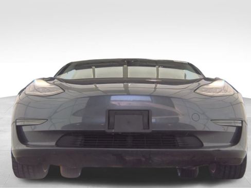 Used 2020 Tesla Model 3 Performance image 3
