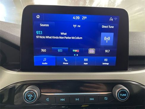 Used 2021 Ford Escape SEL w/ Technology Package image 16