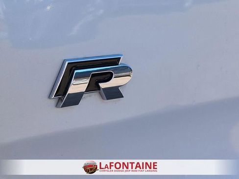 Used 2017 Volkswagen Golf Base image 10