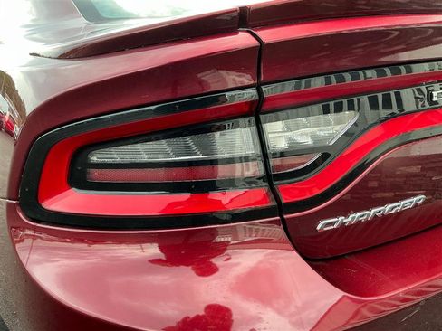 Used 2017 Dodge Charger R/T w/ Plus Group image 13