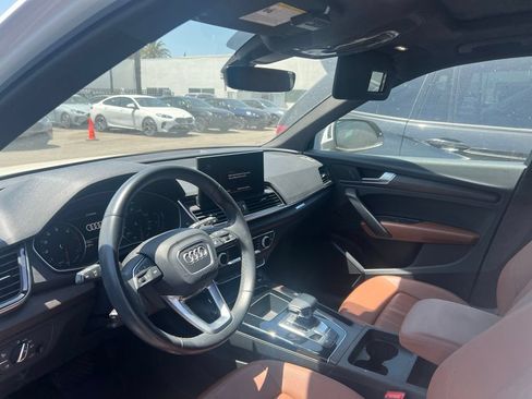 Used 2023 Audi Q5 2.0T Premium w/ Convenience Package AWD/4WD image 12