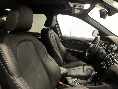 Used 2018 BMW X1 xDrive28i w/ Convenience Package image 16
