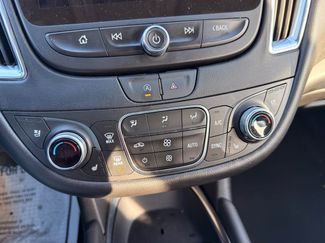 Used 2024 Chevrolet Malibu LT FWD video 3