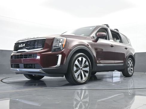 Used 2022 Kia Telluride EX w/ EX Premium Package image 63