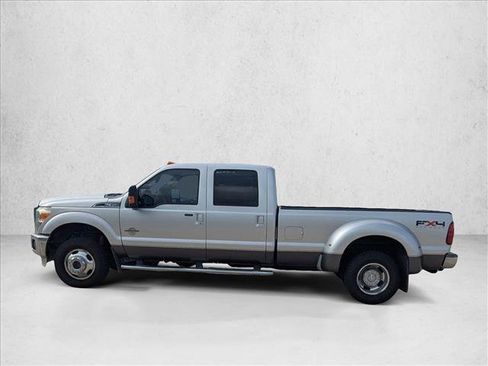 Used 2011 Ford F350 Lariat w/ Lariat Ultimate Pkg AWD/4WD image 8