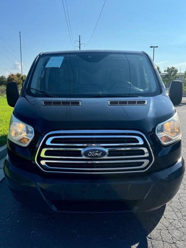 Used 2015 Ford Transit 150 130 Low Roof w/ Exterior Upgrade Package RWD image 6