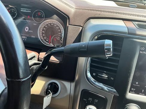 Used 2018 RAM 2500 Laramie w/ Off Road Package AWD/4WD image 17