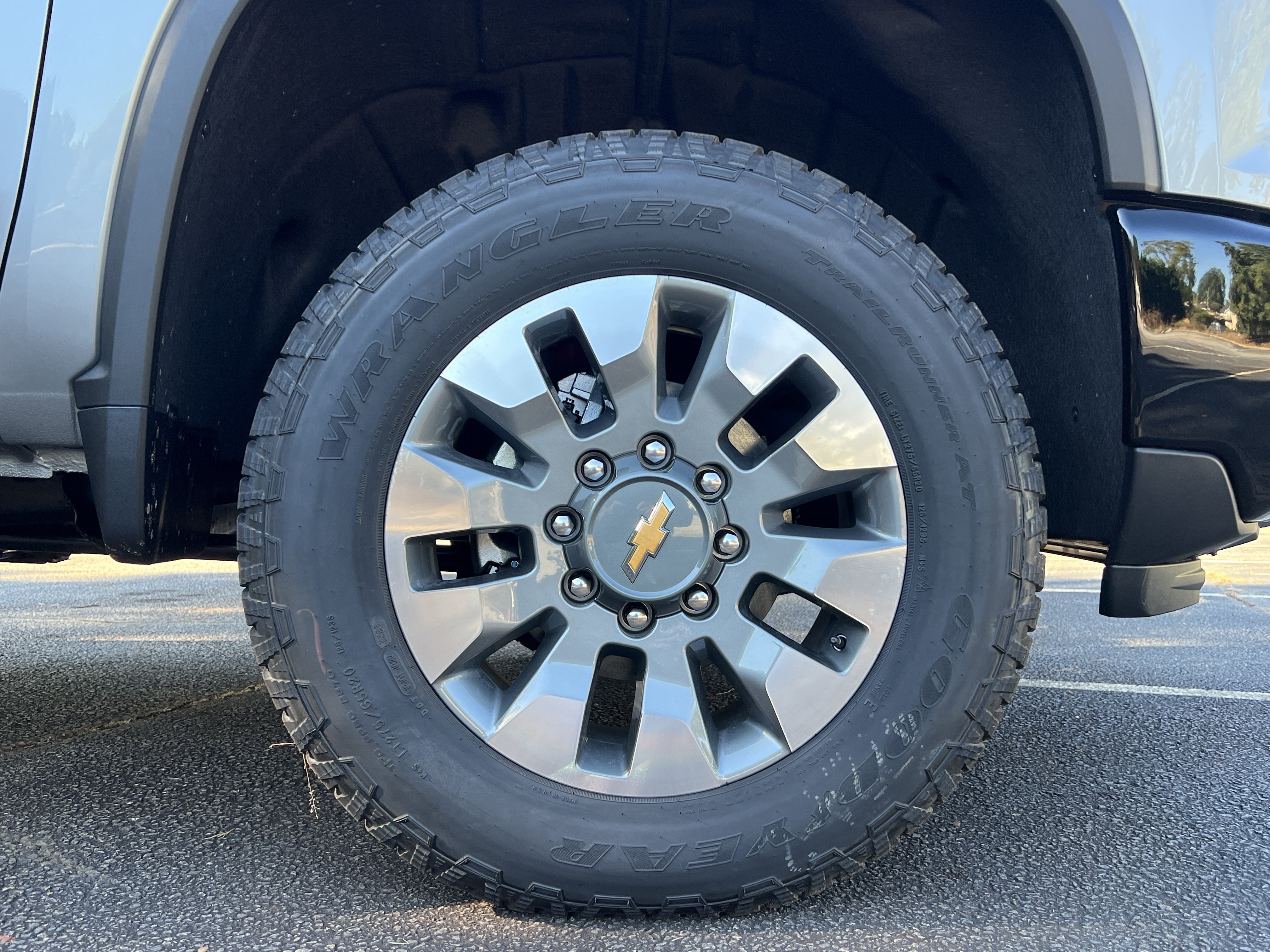 New 2026 Chevrolet Silverado 2500 Custom w/ Custom Value Package AWD/4WD image 13