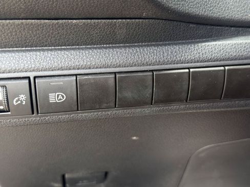 Used 2024 Toyota Corolla LE FWD image 22