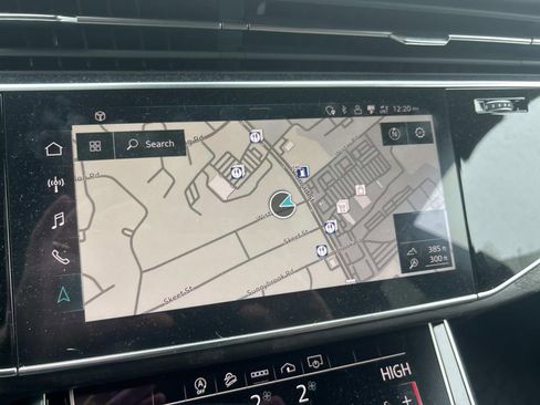 Used 2021 Audi Q8 Premium Plus image 21