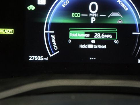 Certified 2025 Toyota Camry LE image 39