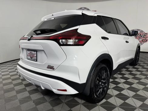 Used 2021 Nissan Kicks S FWD image 27