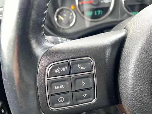 Used 2014 Jeep Wrangler Unlimited Sahara w/ Connectivity Group image 18