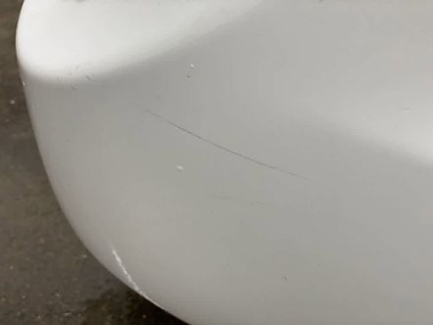 Used 2024 Chrysler Pacifica Select image 32