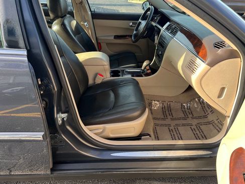 Used 2009 Buick LaCrosse CX FWD image 25