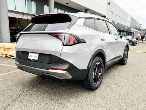 New 2026 Kia Sportage EX image 8