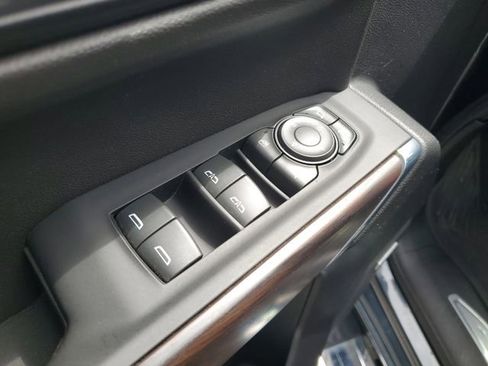 Used 2022 GMC Sierra 1500 SLT w/ SLT Premium Plus Package image 29