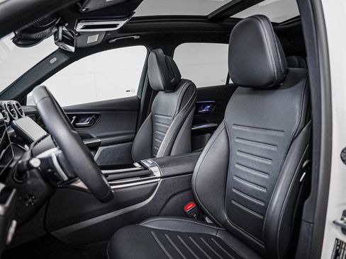 Certified 2025 Mercedes-Benz GLC 350e 4MATIC image 7