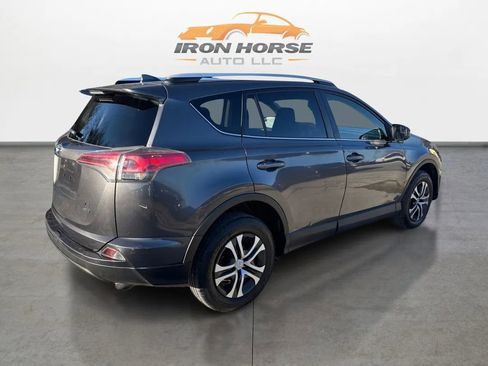 Used 2016 Toyota RAV4 LE AWD/4WD image 5