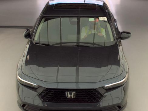 Used 2025 Honda Accord SE image 3