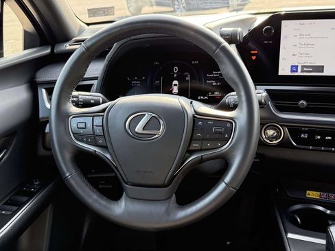 Used 2025 Lexus UX 300h AWD w/ Accessory Package (Z1) image 9