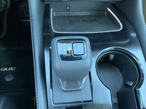 Used 2023 Nissan Rogue Platinum image 45