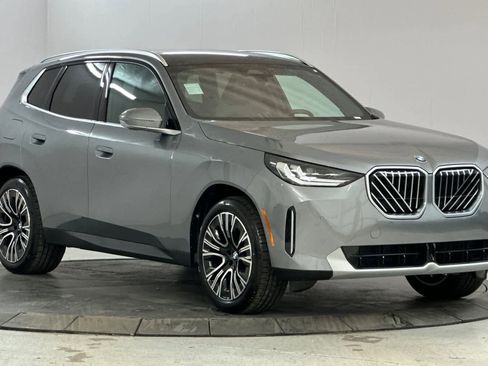 Used 2025 BMW X3 xDrive30i w/ Convenience Package image 9