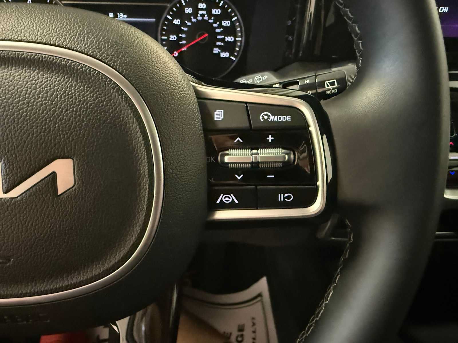 Used 2023 Kia Sorento S w/ Panoramic Sunroof Package AWD/4WD image 31