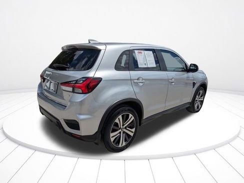 Used 2022 Mitsubishi Outlander Sport SE FWD image 4